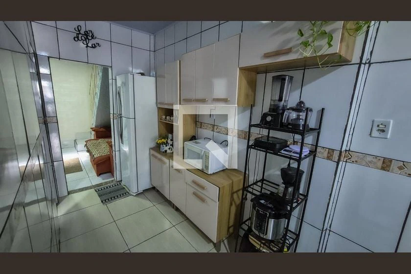 2-bedroom house with a garden — photo 8