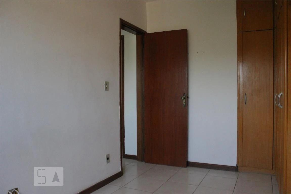 2-bedroom apartment with a balcony and shared pool — photo 32