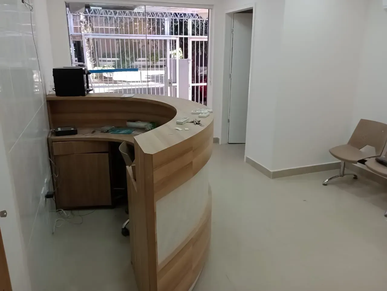 Casa sem mobília com 5 quartos e cozinha prática de 350 m² — photo 10