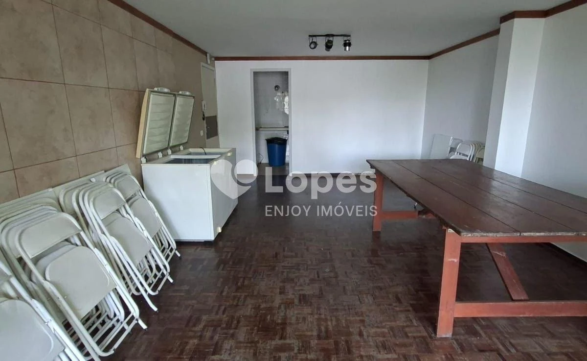 2-bedroom apartment with a mountain view in Rio de Janeiro — photo 26