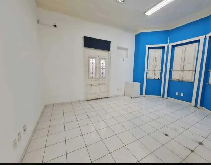 Casa sem mobília com 5 quartos e vaga para 4 carros — photo 17