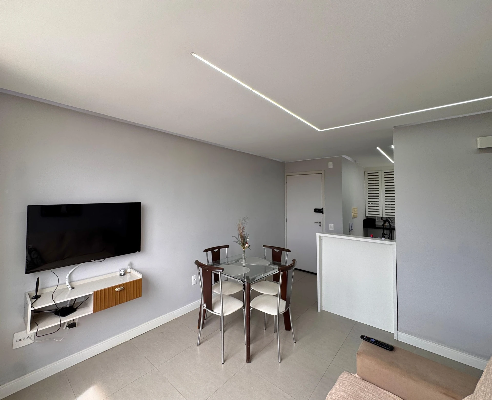 Furnished 2-bedroom, 43 m² apartment in Rio de Janeiro — photo 17