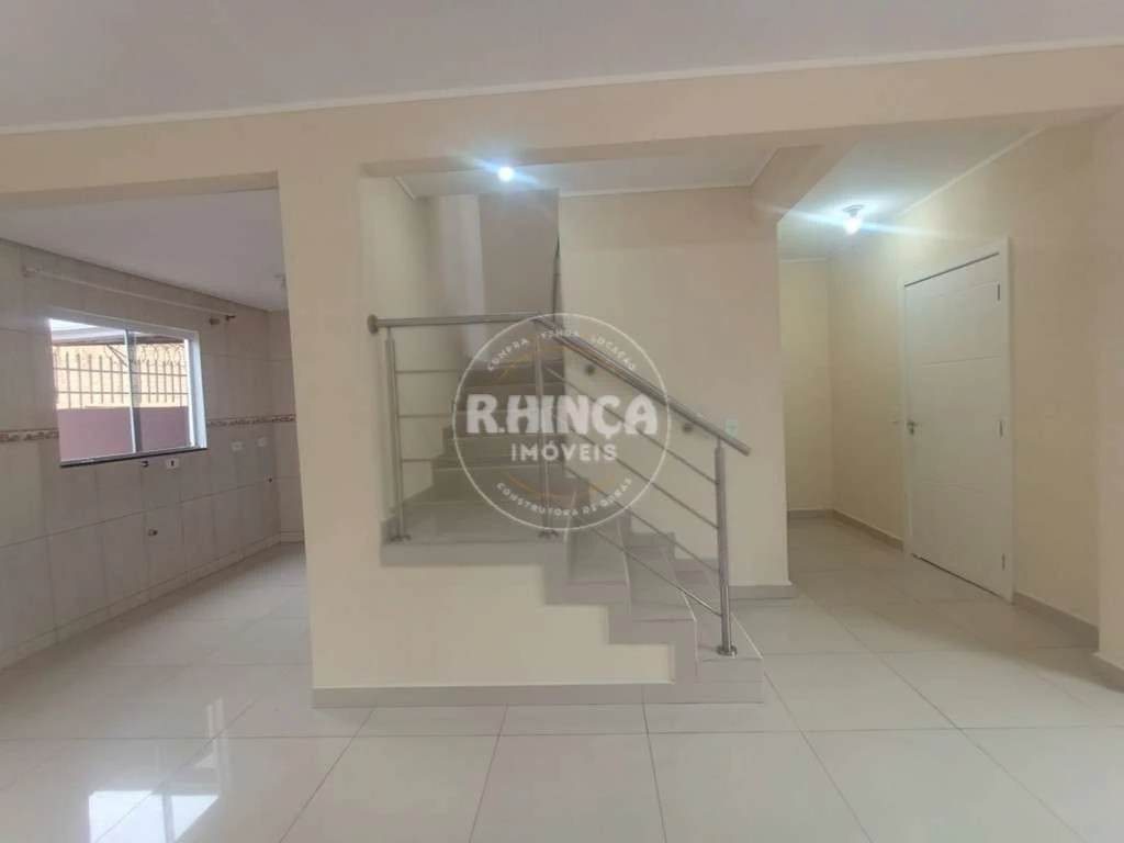Sobrado com 3 dormitórios e churrasqueira privativa — photo 5
