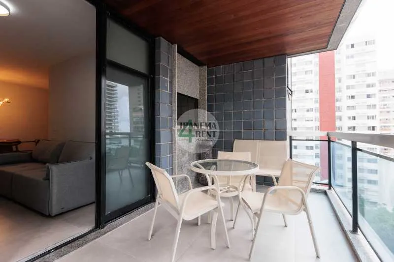 Apartamento mobiliado com 2 quartos e 2 banheiros, varanda — photo 3