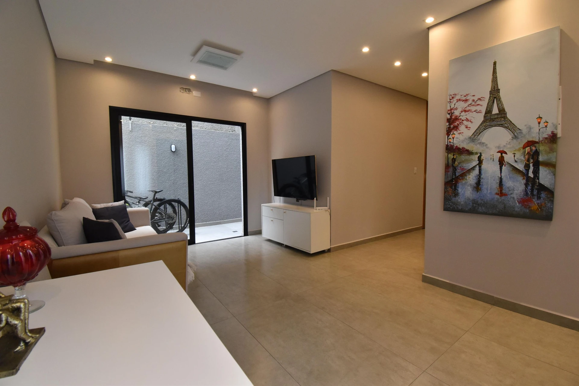 Furnished house, 125 m², with a garden