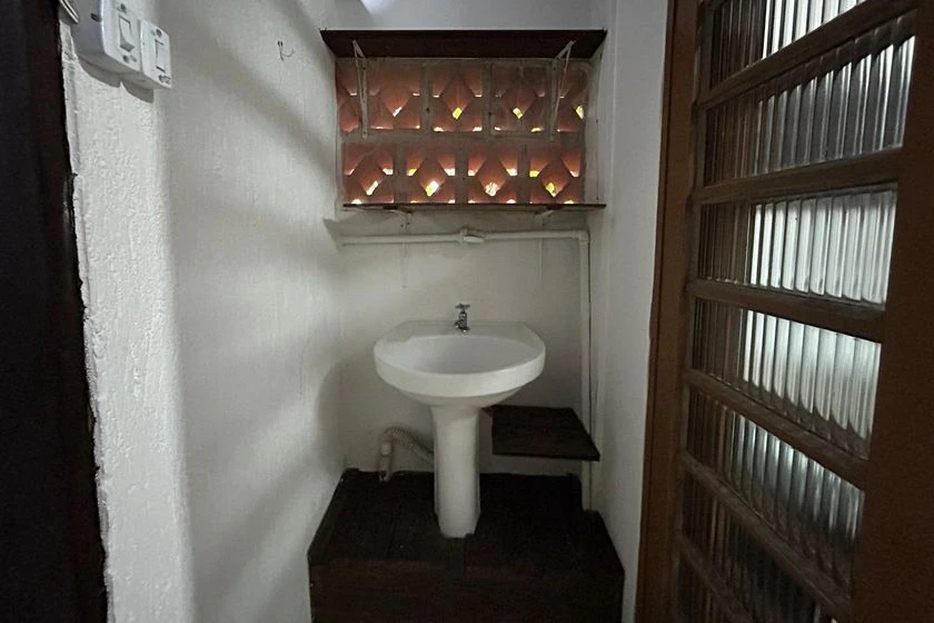 Kitnet mobiliada com cozinha a gás e 1 quarto — photo 10