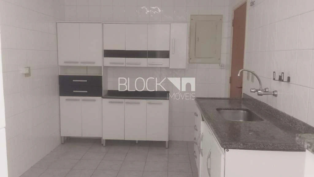 183 m² unfurnished apartment with 3 bedrooms and mountain view — photo 2