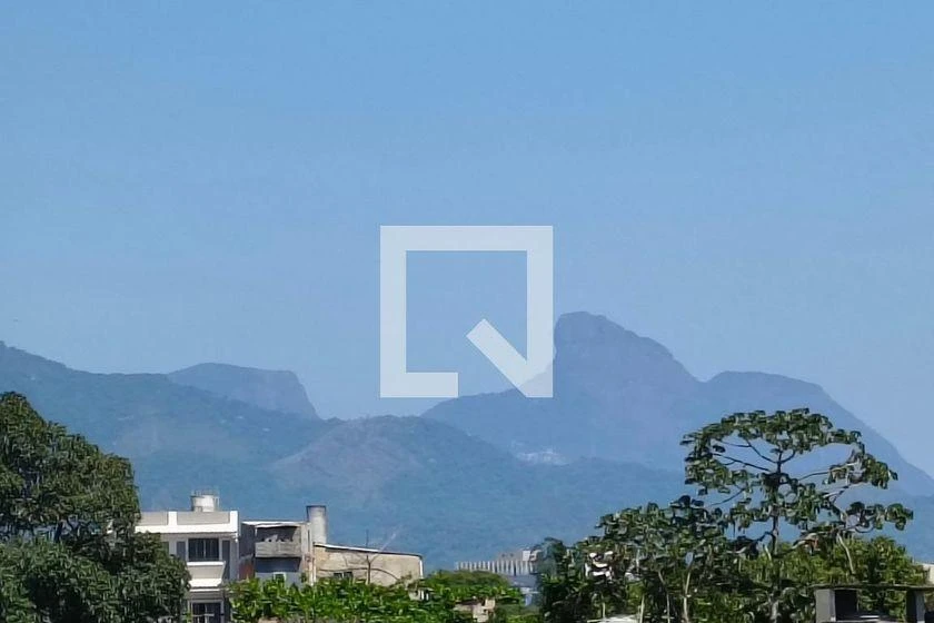 2-bedroom apartment with a mountain view in Rio de Janeiro — photo 5