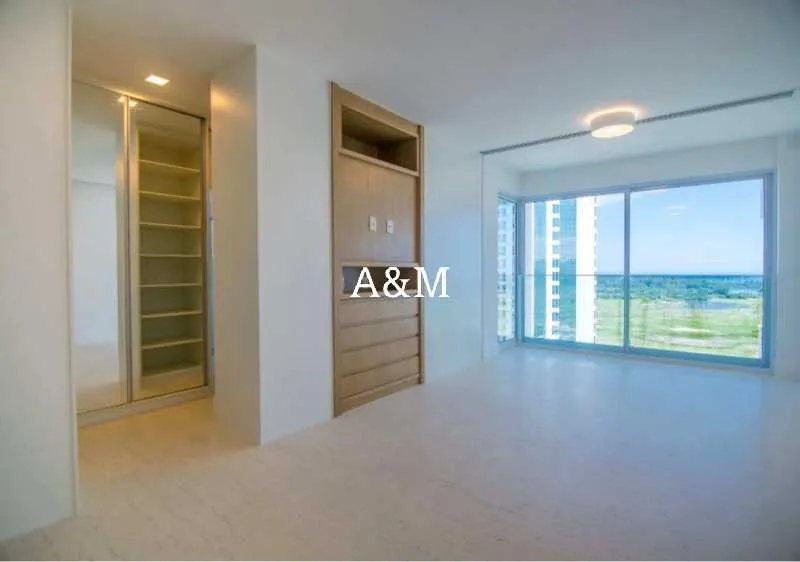 Furnished apartment with 4 bedrooms and 5 bathrooms — photo 10