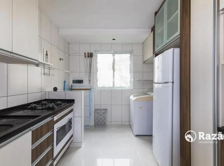 Furnished 93 m² apartment with 2 bedrooms and parking — photo 2