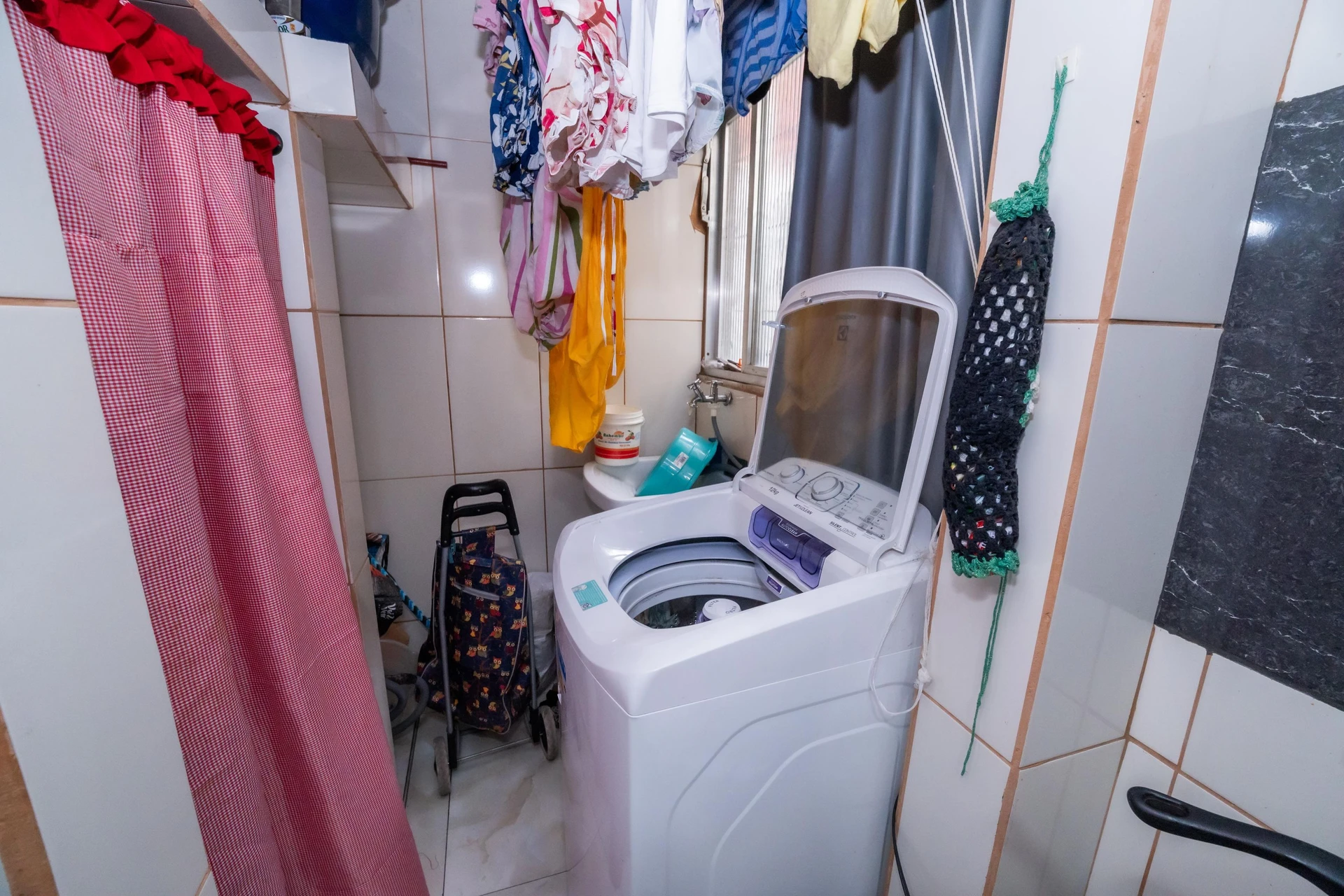 Furnished 2-bedroom apartment with 1 bathroom — photo 13