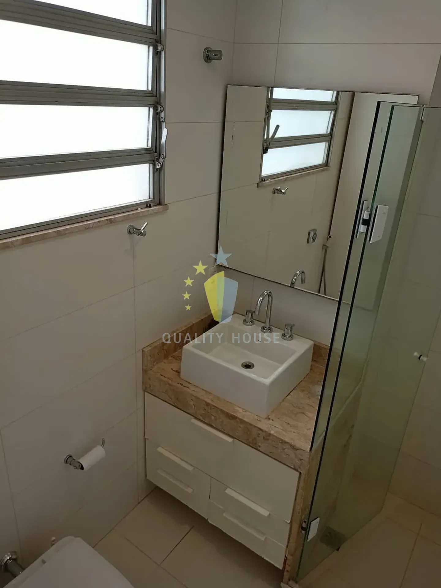 Water view in a 3-bedroom apartment, 110 m² — photo 33