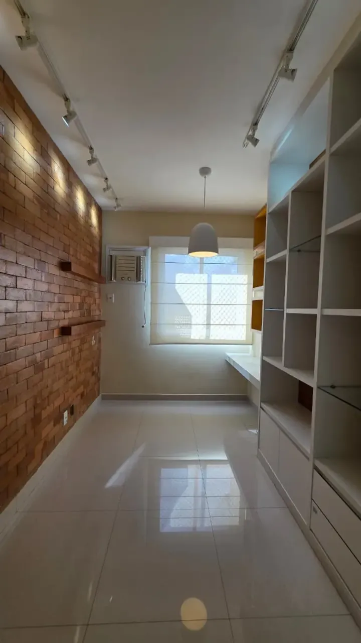 3-bedroom apartment with an open-plan kitchen — photo 11