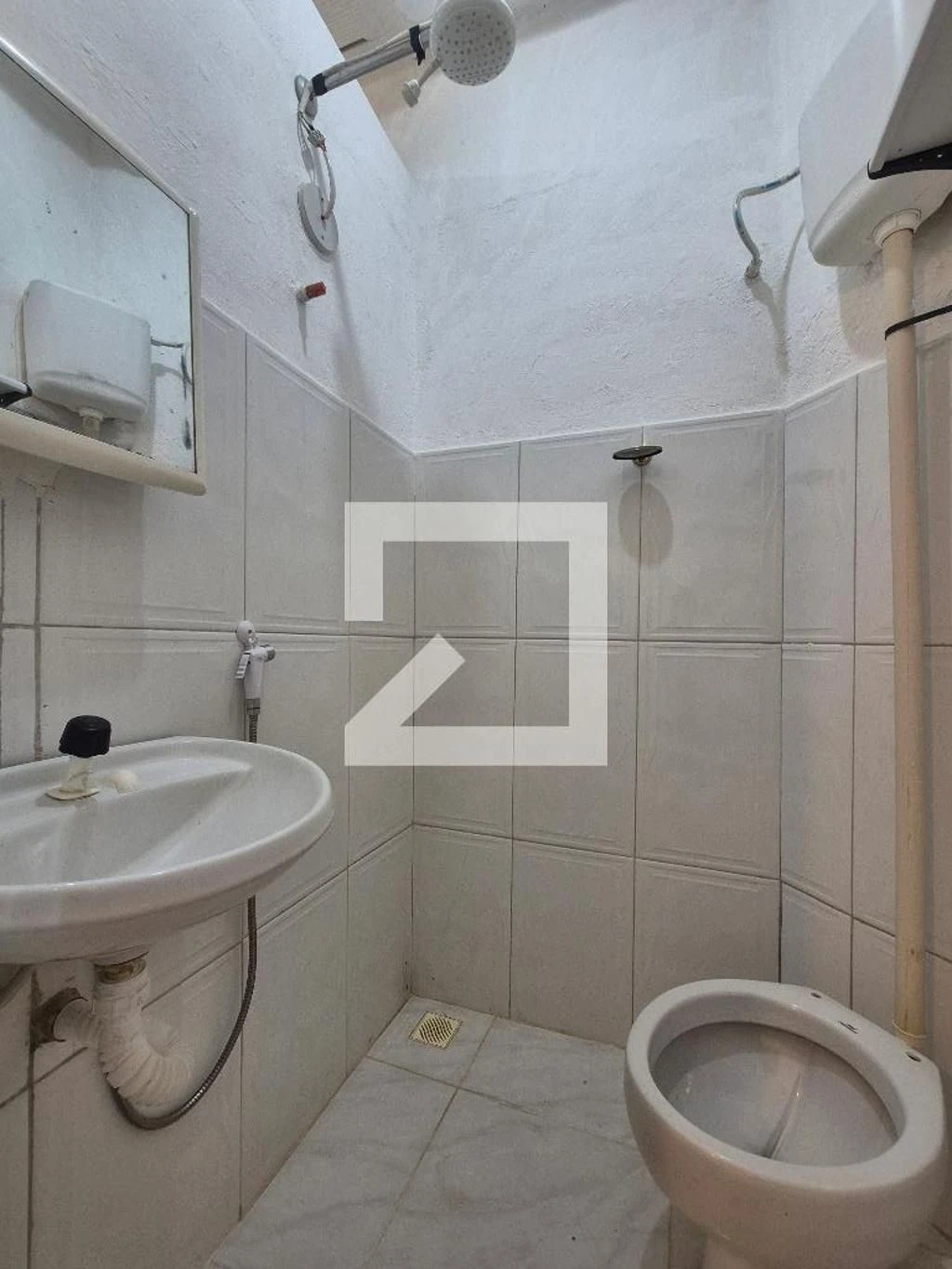 Studio with 1 bedroom and en-suite bathroom, no parking — photo 13