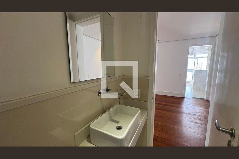 Apartment, 123 m², with a glass-enclosed balcony — photo 35