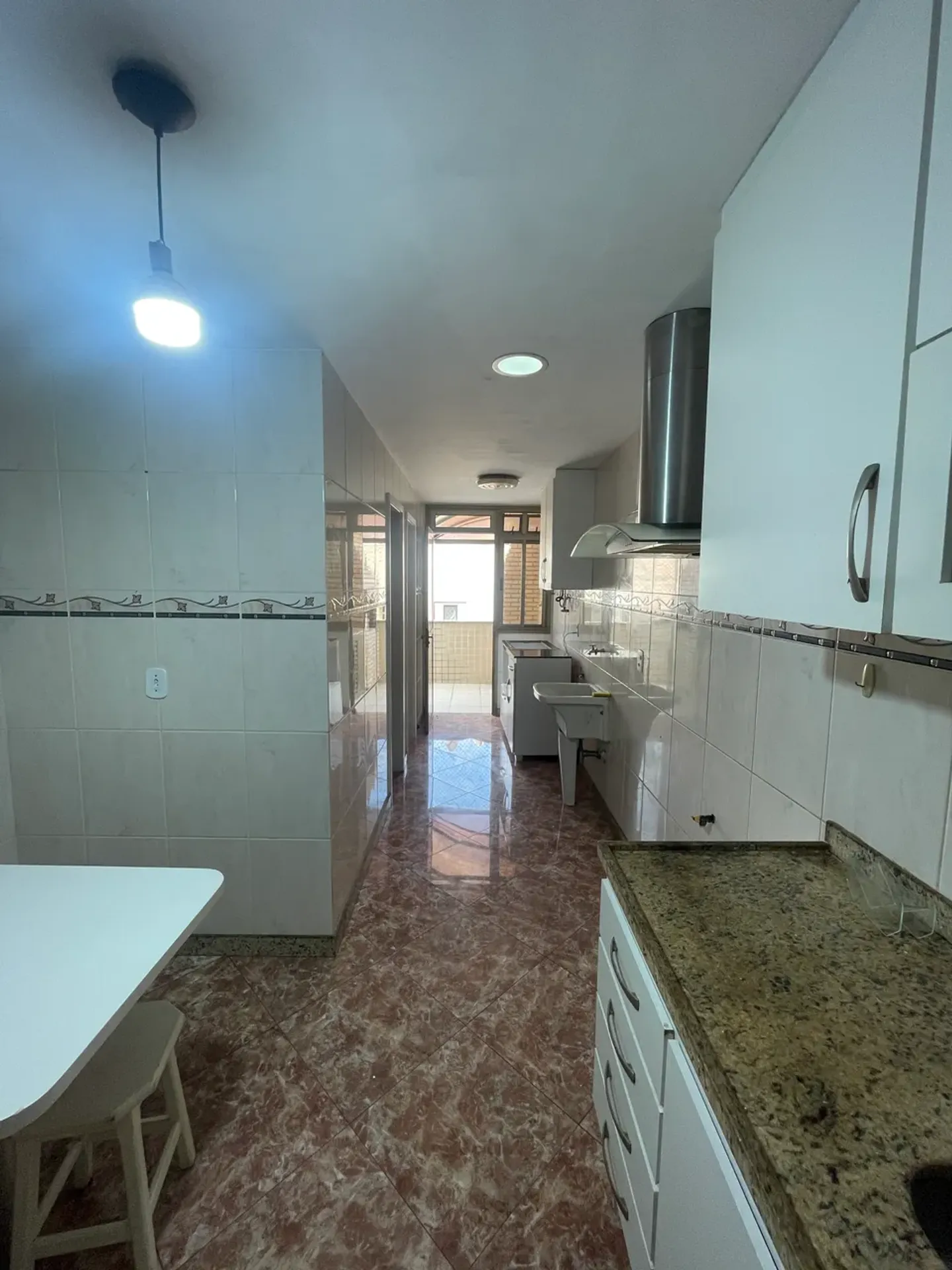 3-bedroom apartment in a building with a sauna — photo 10