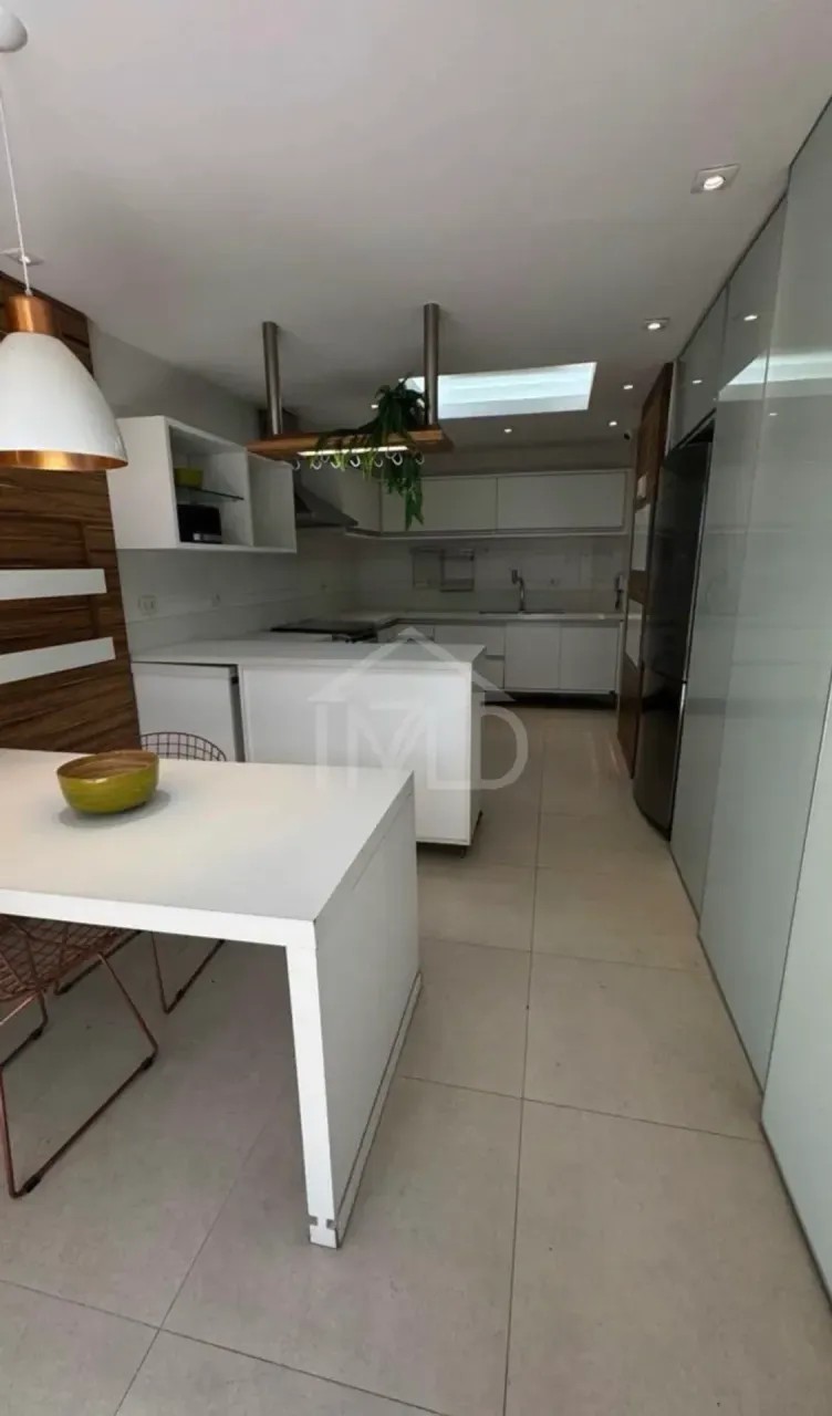 Furnished house with 4 suites and a swimming pool — photo 4