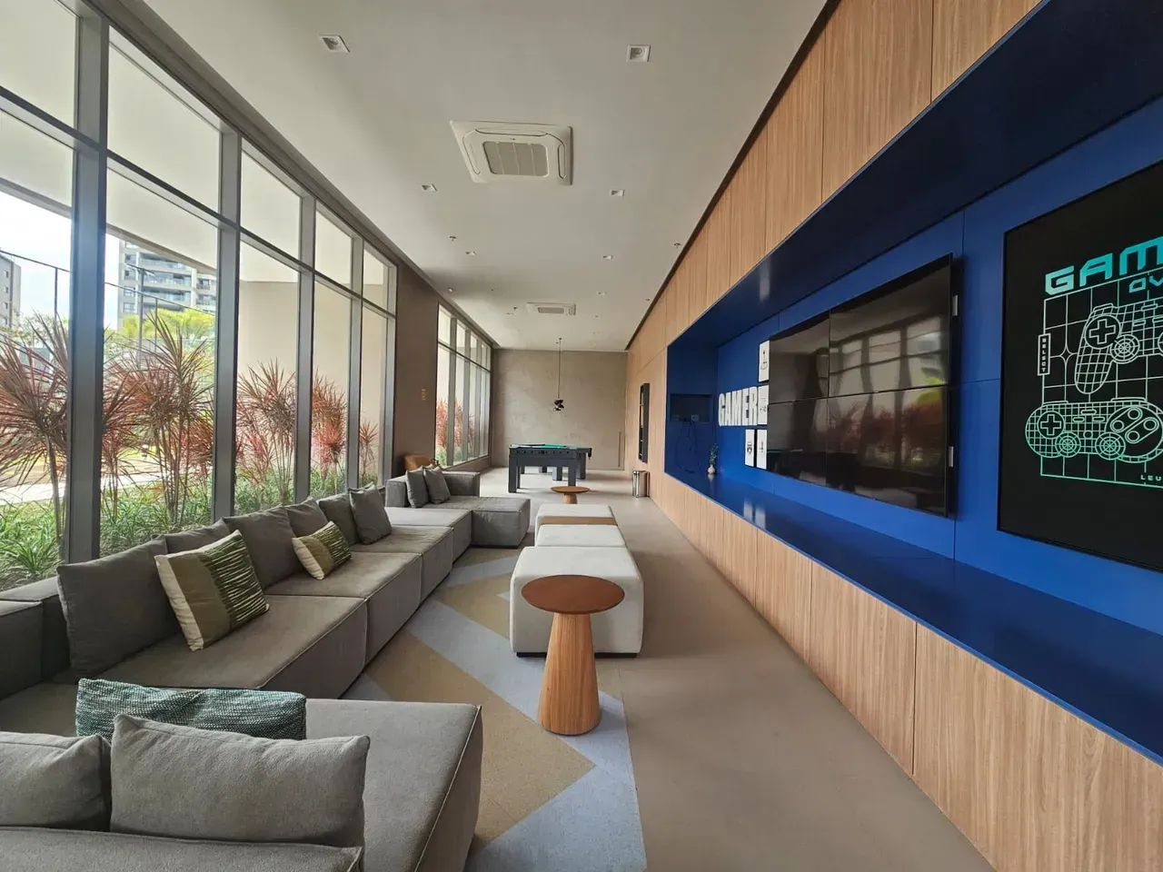 Apartamento mobiliado com 4 quartos e 5 banheiros — photo 76