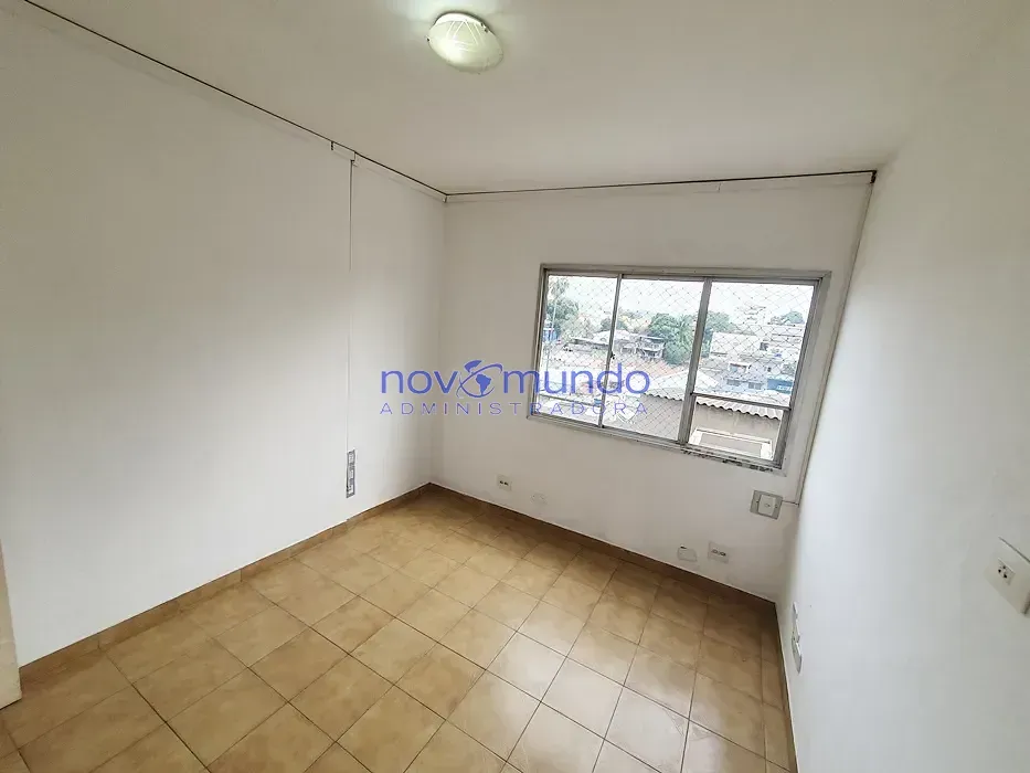 Two-bedroom apartment with balcony and 1 parking spot — photo 8