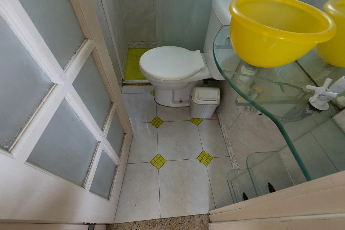 2-bedroom apartment with a home office in Curitiba — photo 26