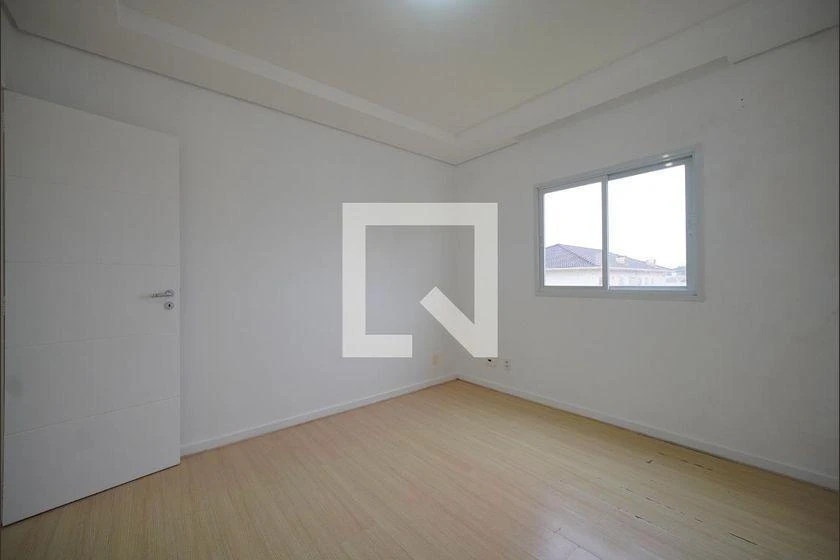 Apartment, 86 m², with wood or laminate floors — photo 11