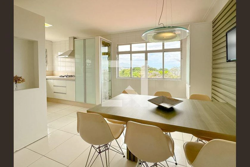 Furnished house, 250 m², with a bathtub — photo 19
