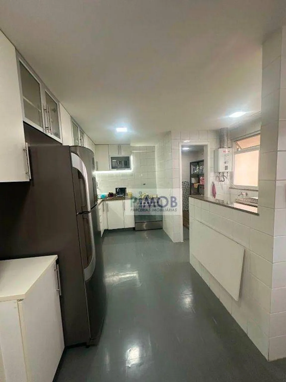 Apartment with 3 bedrooms and 4 bathrooms — photo 10