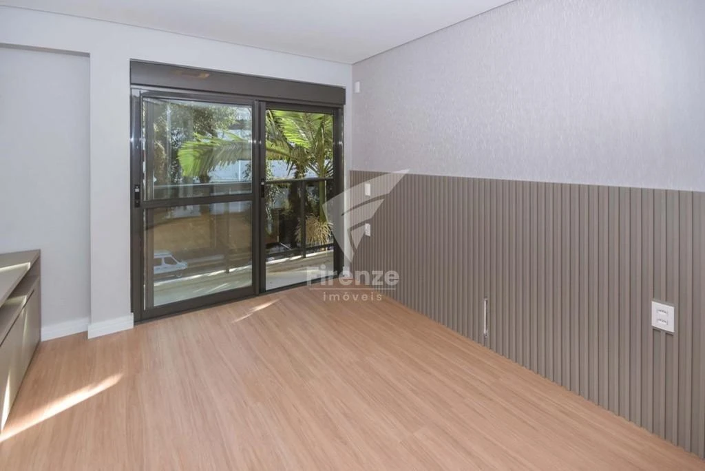 3-bedroom apartment with a home office in Curitiba — photo 38