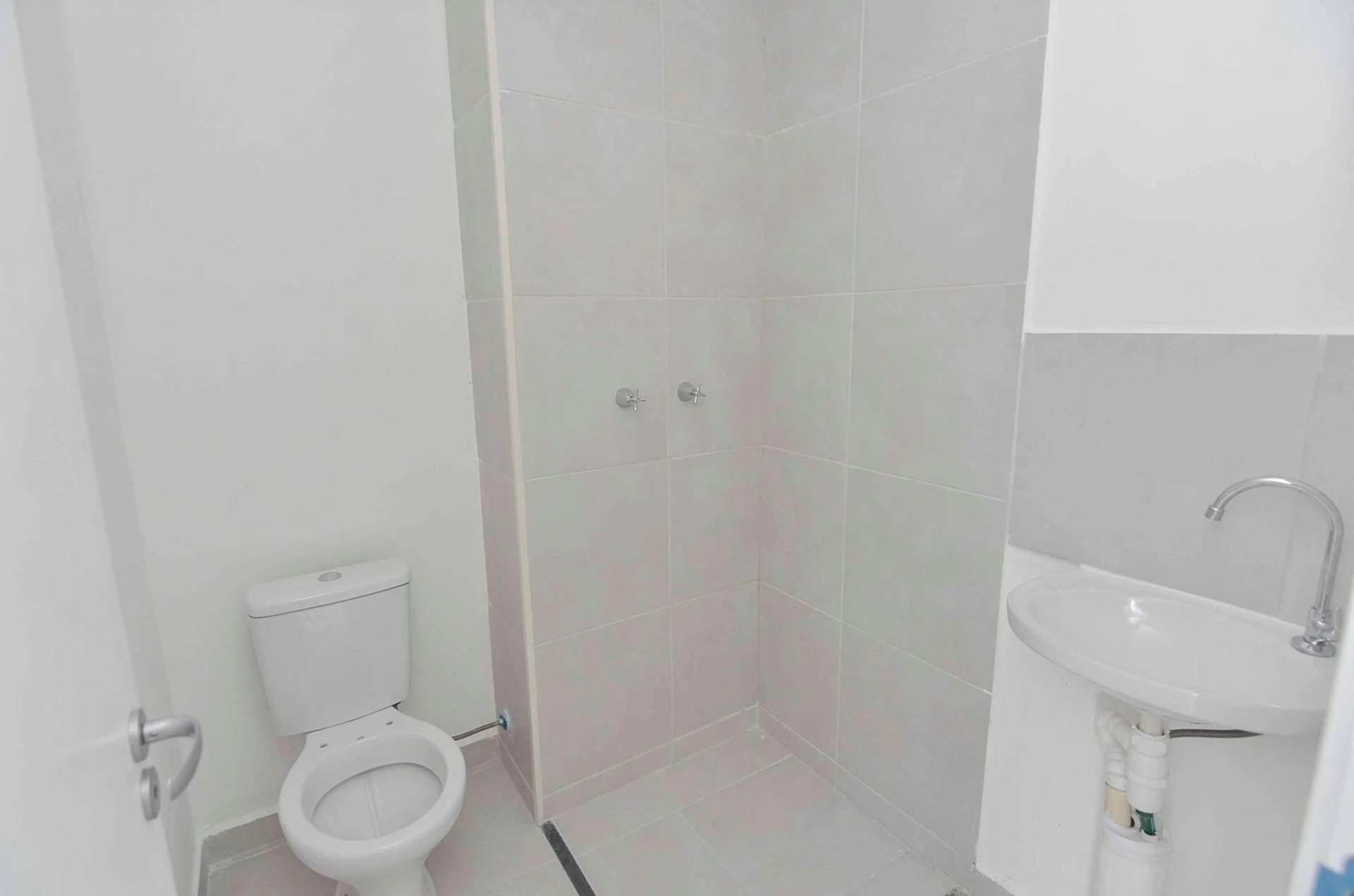 Apartamento de 2 quartos em condomínio com academia — photo 23