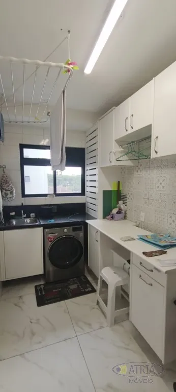 3-bedroom apartment with a separate closed kitchen — photo 32