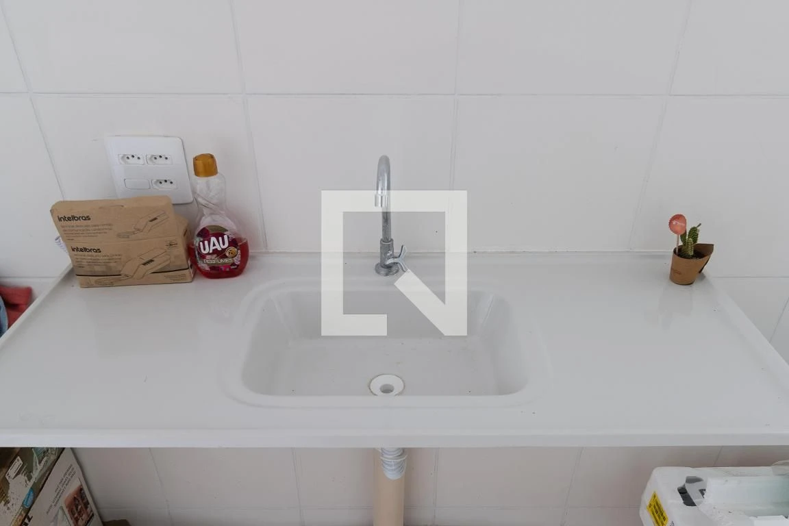 Apartamento com 2 quartos, 1 banheiro e 1 vaga — photo 22