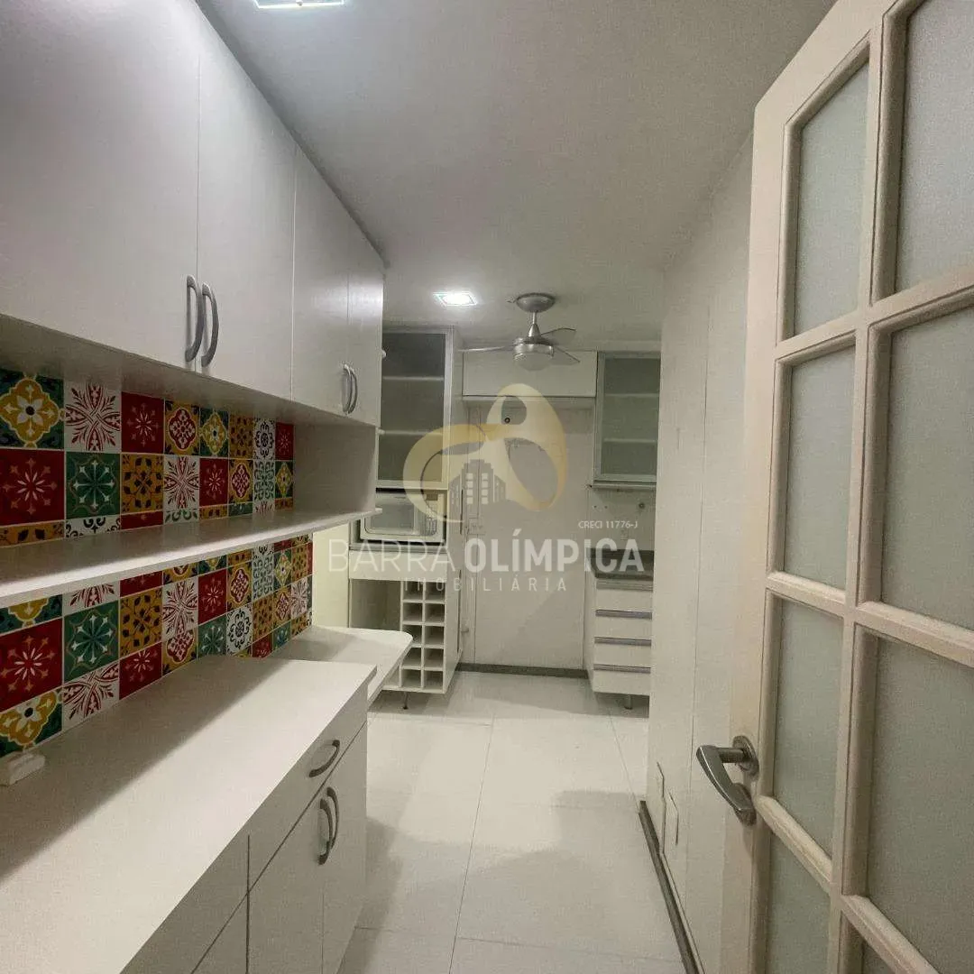 4-bedroom apartment in a building with a sauna — photo 10