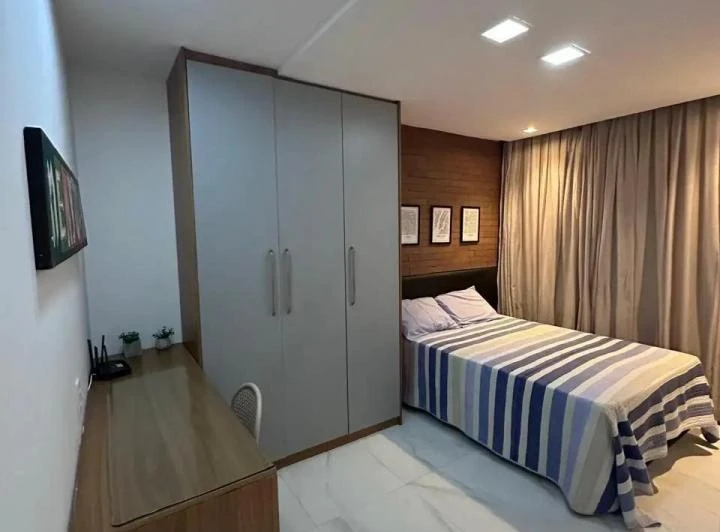 Мебльована квартира 195 м² з 3 спальнями-сюїтами — photo 4