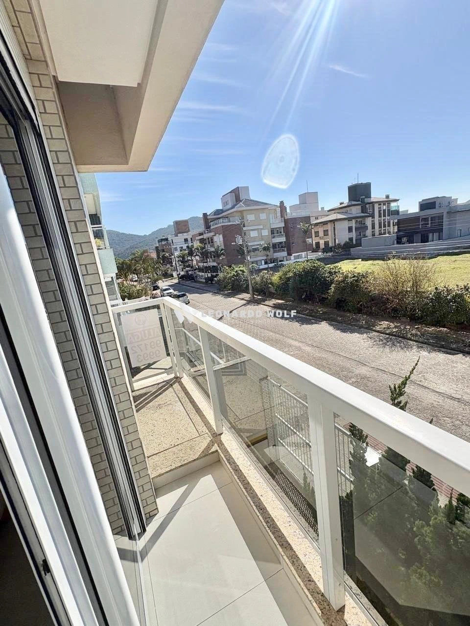 2-bedroom apartment with a water view in Florianópolis — photo 8