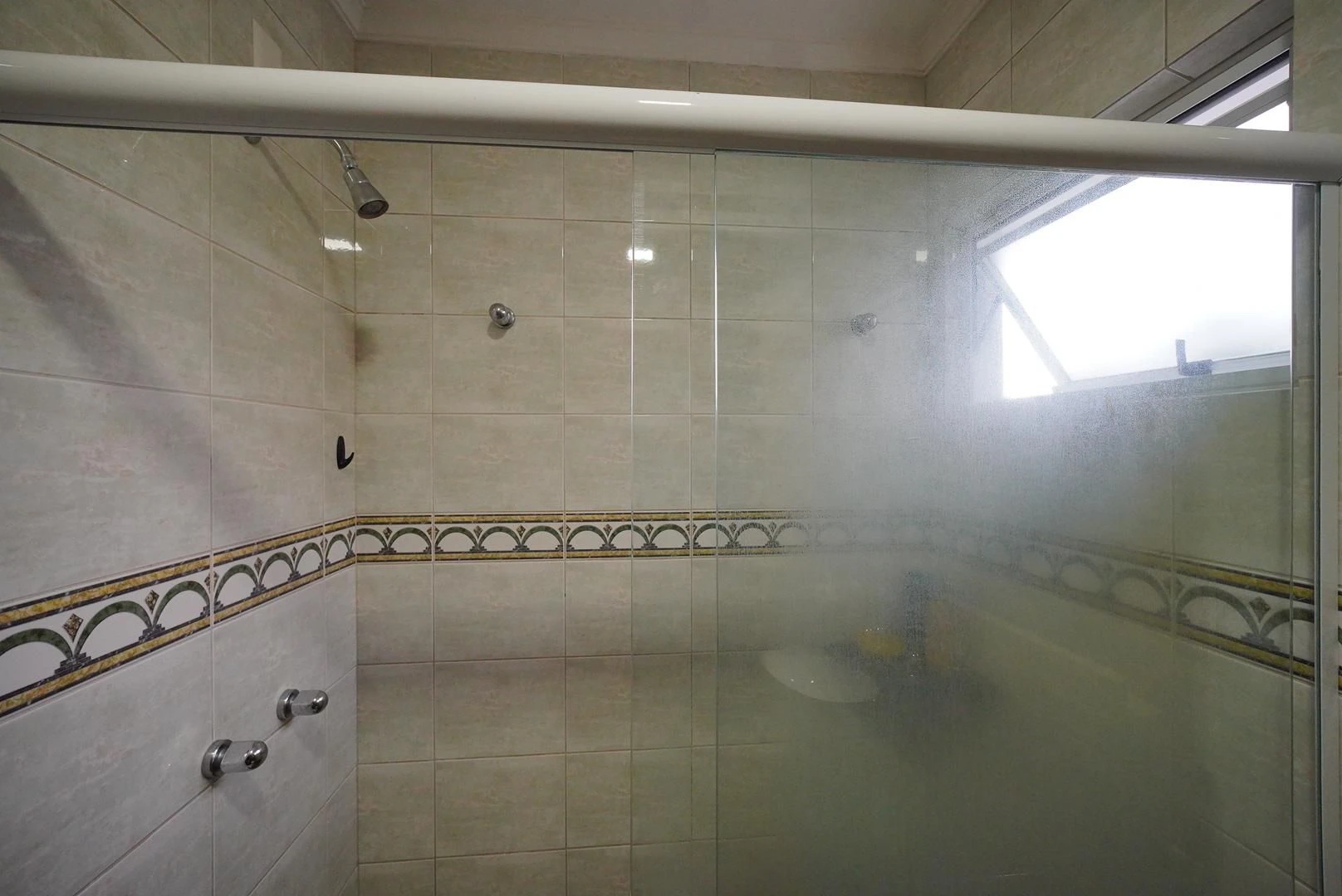 Casa mobiliada de 6 quartos com jacuzzi — photo 17