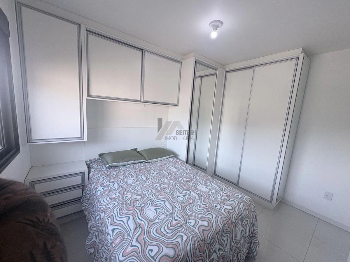 75 m² apartment with 1 en-suite bedroom and 2 baths — photo 3