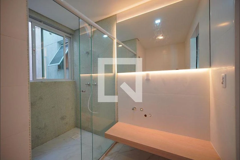 Apartment, 205 m², with a glass-enclosed balcony — photo 15