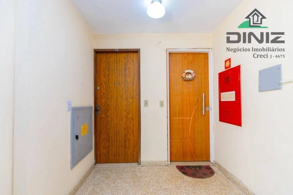 Apartment, 55 m², with wood or laminate floors — photo 16