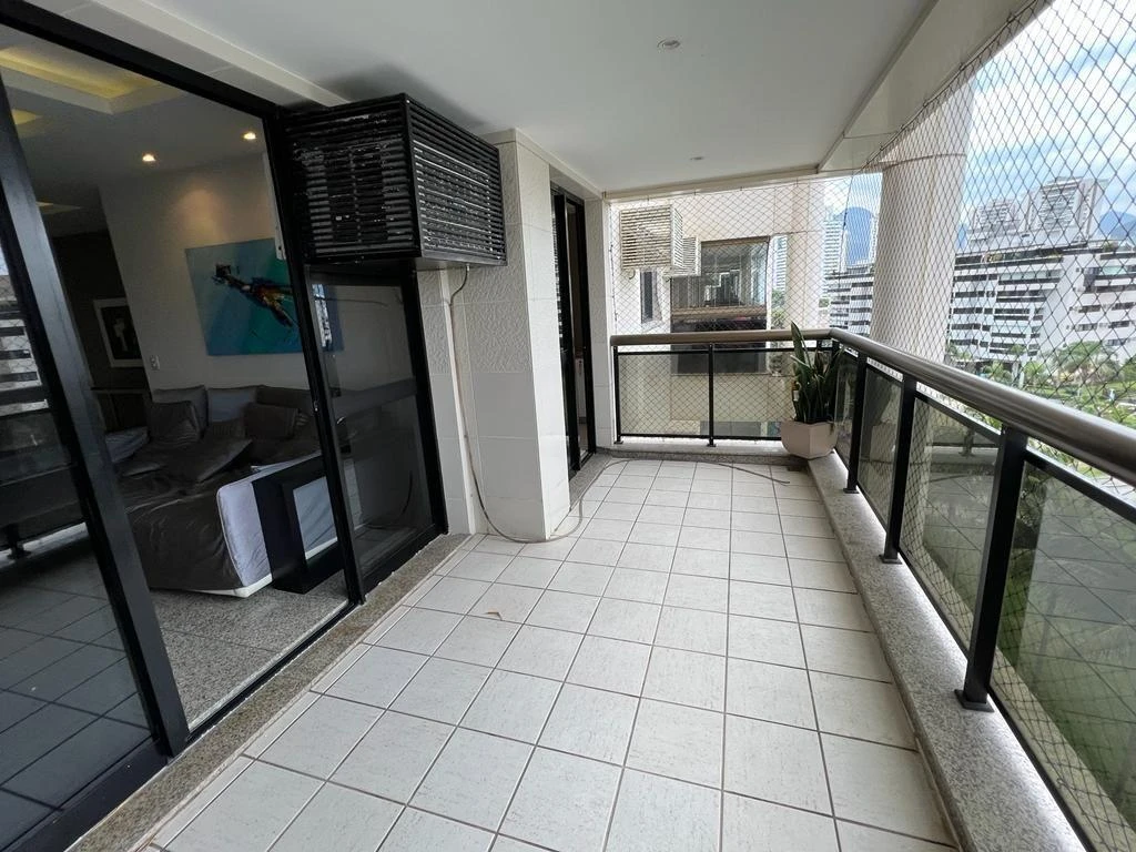 Apartamento mobiliado com 2 dormitórios e varanda — photo 18