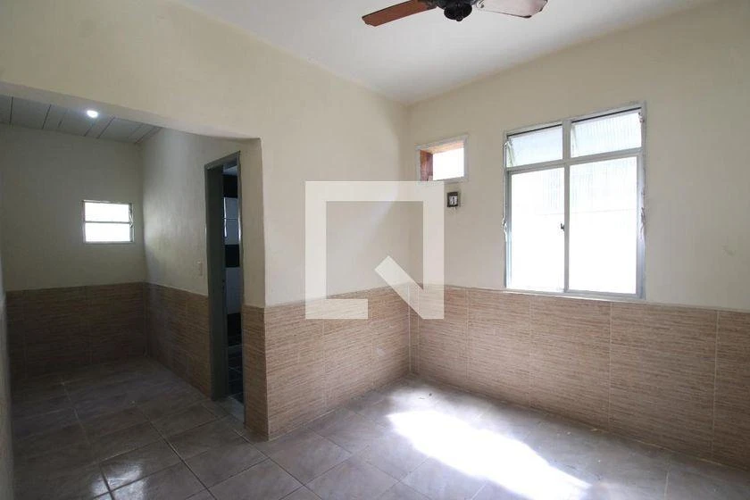 Unfurnished house with 3 bedrooms and 200 m² — photo 24