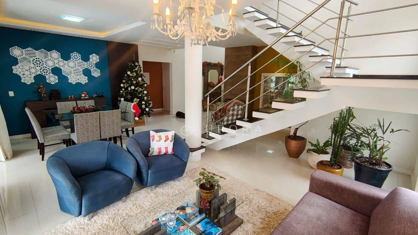 Casa amueblada con 4 suites y 452 m², 4 plazas de parking