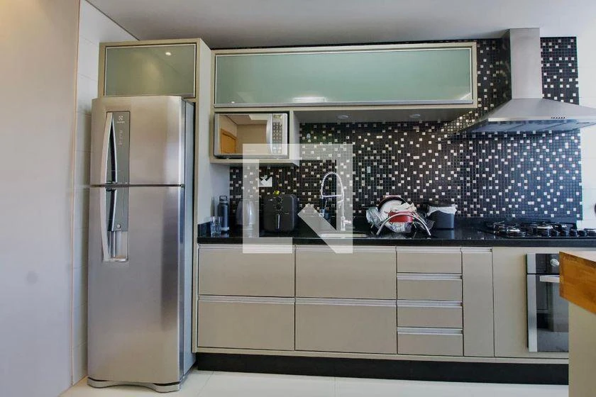 Робоче місце та 2 спальні: квартира 71 м² — photo 9