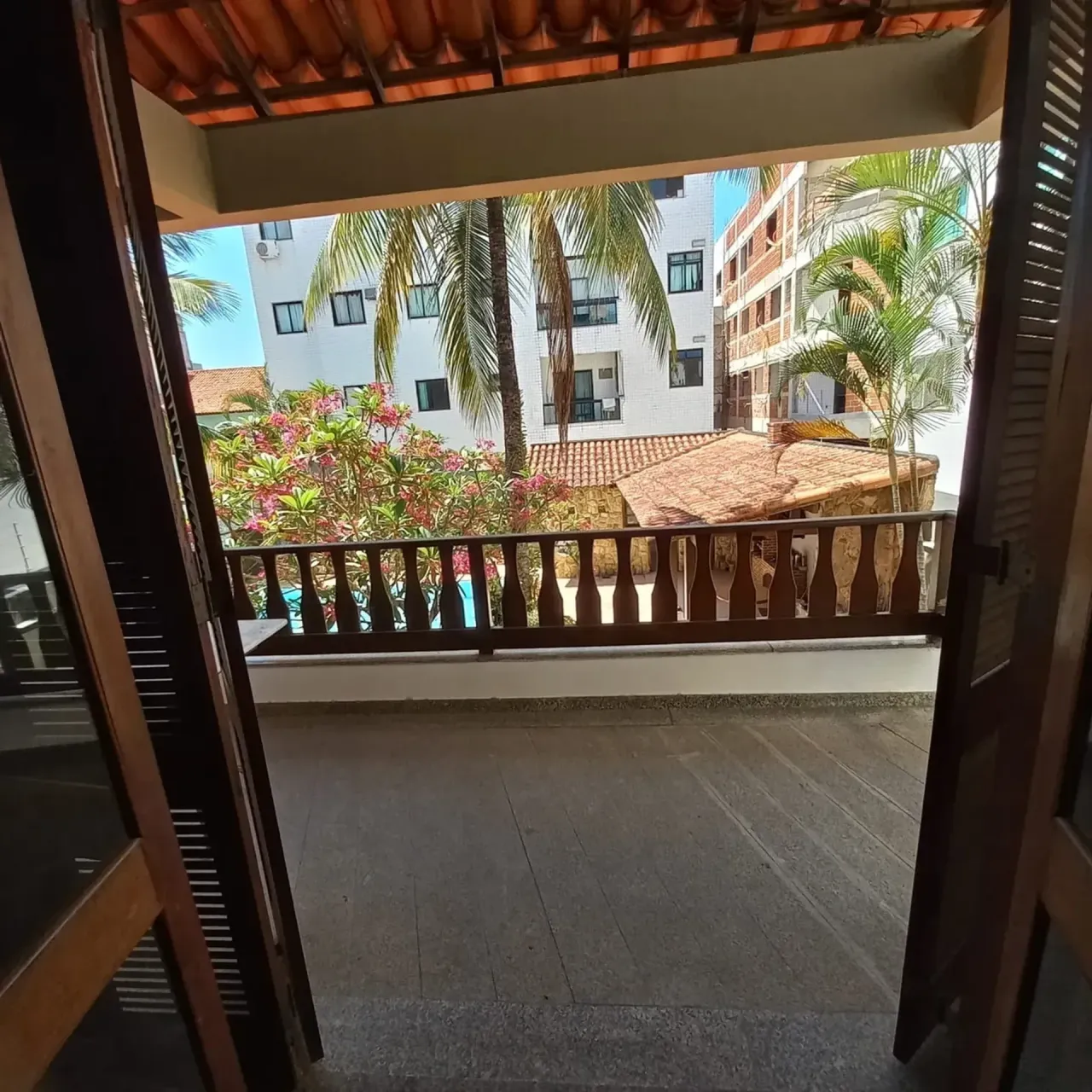 Casa en alquiler con 4 dormitorios y 5 baños — photo 4