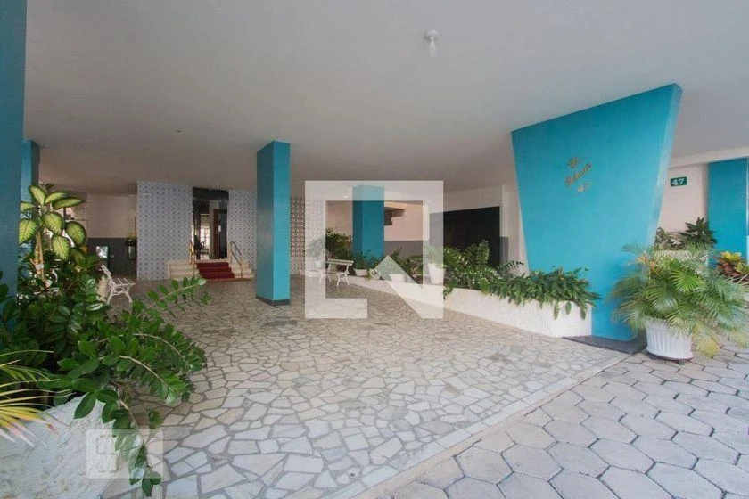 Засклений балкон та 3 спальні: квартира 92 м² — photo 38