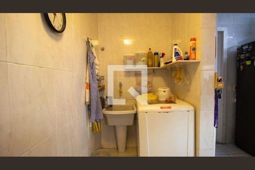 235 m² house with 4 bedrooms and a gas open-plan kitchen — photo 31