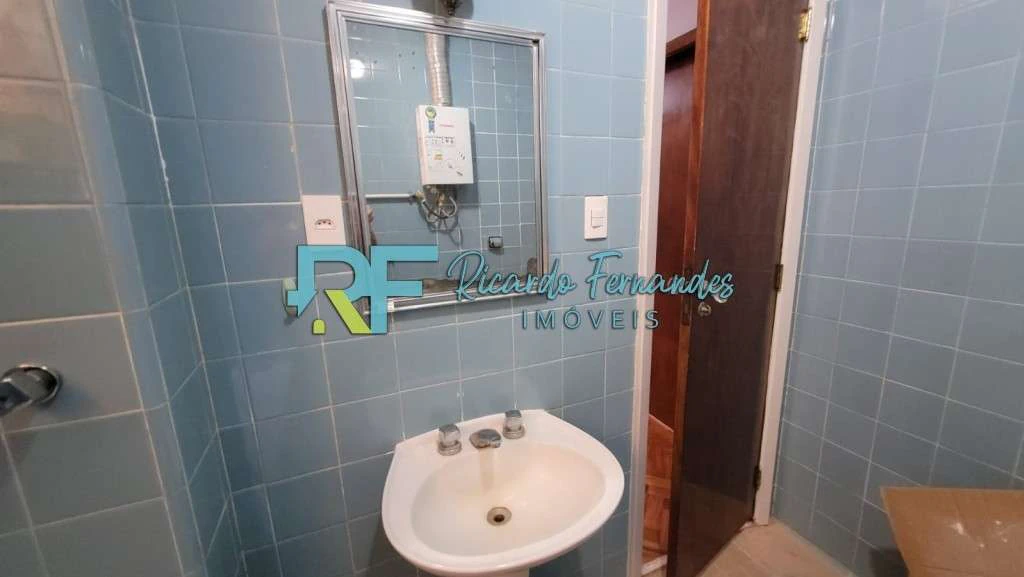 98 m² apartment with 2 bedrooms and 3 bathrooms — photo 22