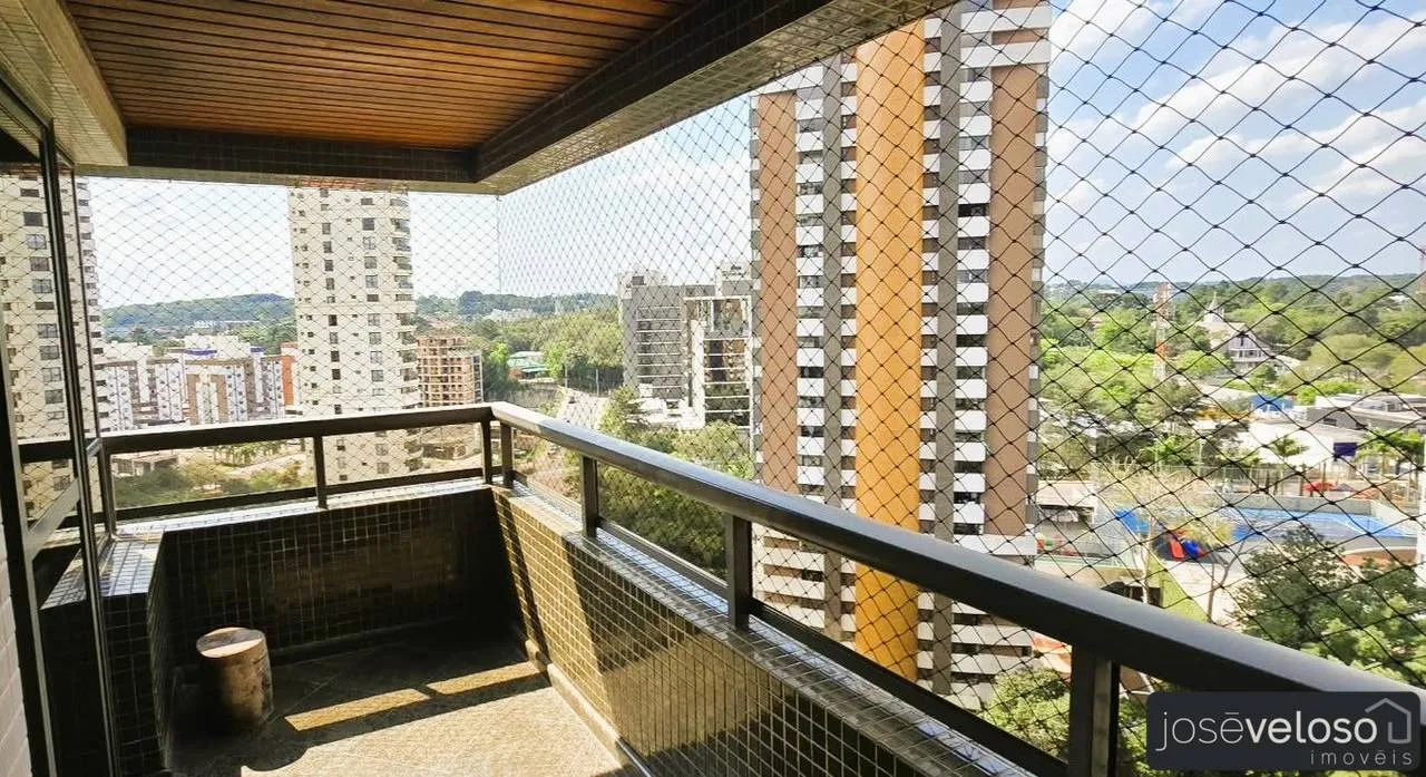 Apartment on the 30th floor with a jacuzzi