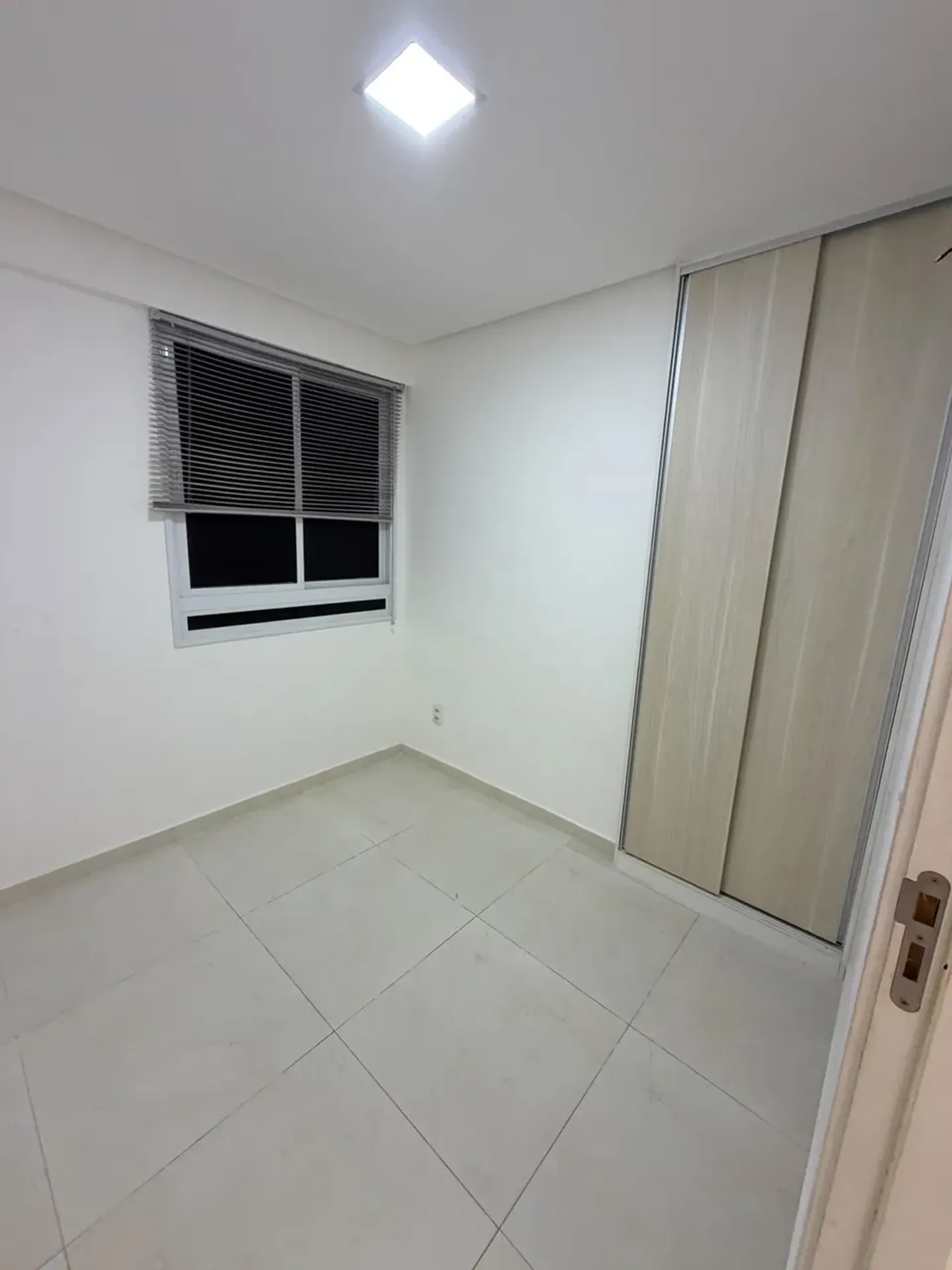 3-bedroom apartment with a grill on the balcony — photo 7