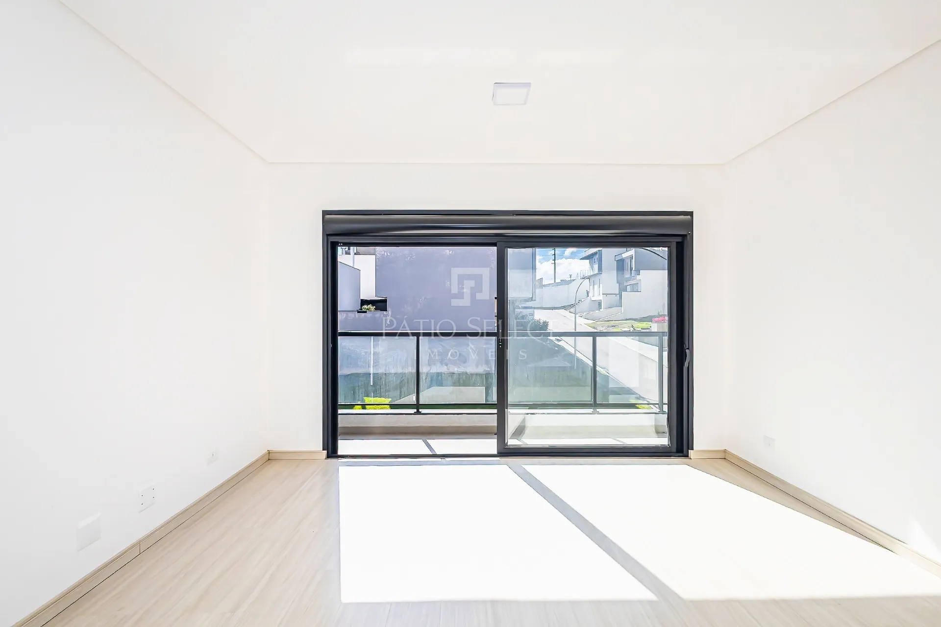 Casa de 181 m² com varanda gourmet e closet — photo 2