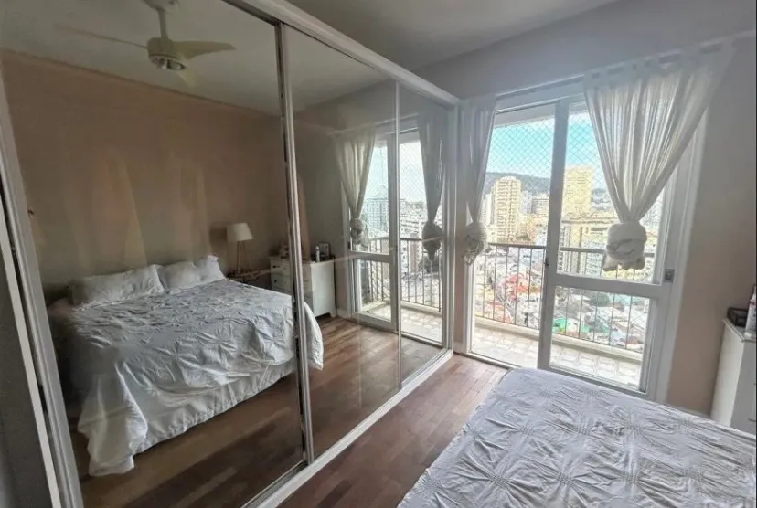 3-bedroom apartment with 3 bathrooms and a balcony — photo 7